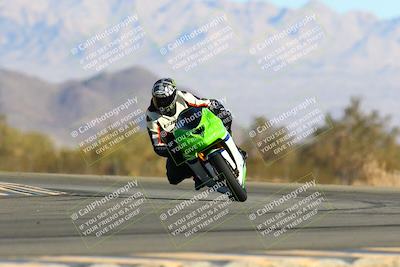 media/Jan-09-2022-SoCal Trackdays (Sun) [[2b1fec8404]]/Turn 14 (10am)/